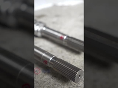 52 schroefelement en -as van de machine zijn geassembleerd en gereed voor verzending